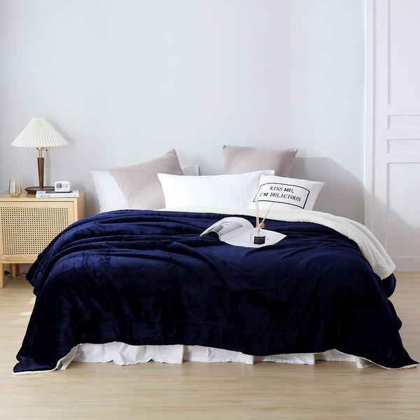 VOTOWN HOME Sherpa Fleece Blanket Queen Size, Comfy Fluffy Microfiber Solid Blankets for Bed and Sofa, Large Throw Blanket 220x240cm Navy Blue 2