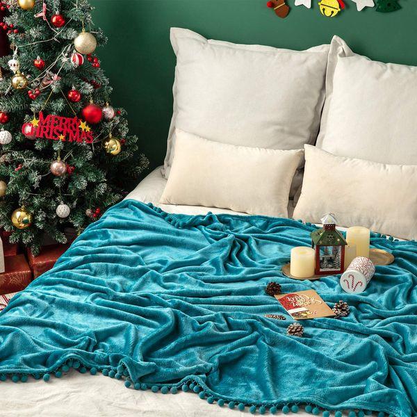 MIULEE Flannel Blanket Super Soft Cozy Warm Microfiber Luxury Fluffy Throw with Cute Pompoms Comfy Large Nursery Children Decorative Room for Sofa Bed Couch Twin/Double 170 * 210 cm Green 0