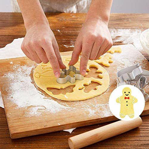 Christmas Cookie Cutter Set of 9, Large Xmas Biscuit Cutters Mould Holidays Cookies Molds with 20 Pc Cookie Bags for Making Gingerbread Men, Snowflake, Reindeer, Snowman, Christmas Tree?etc. 3