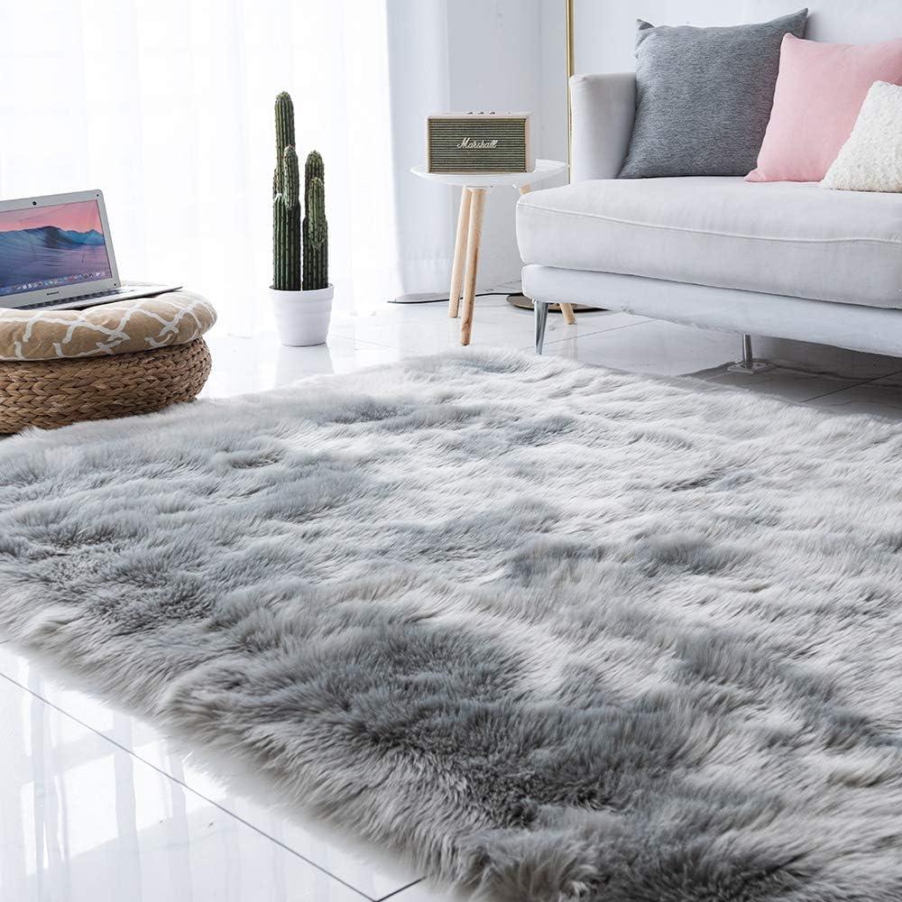 JXLOULAN Faux Fur Area Rugs Soft Grey Fluffy Rug 120 x 160 cm Carpets Faux Sheepskin Rug for Bedrooms Floor Living Room Kids Rooms Decor 4