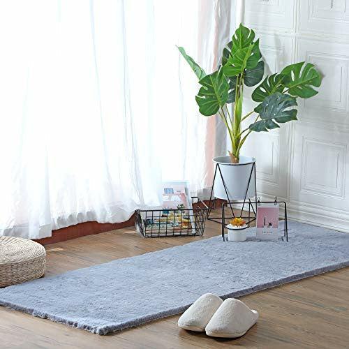 HEQUN Faux Sheepskin Area Rug,Lambskin Fur Rug,Super Soft Faux Rabbit Fur Rug| Fluffy Rug for the Bedroom, Living Room or Nursery | Furry Carpet or Throw for Chairs| No Shedding Non-Slip Durable 1