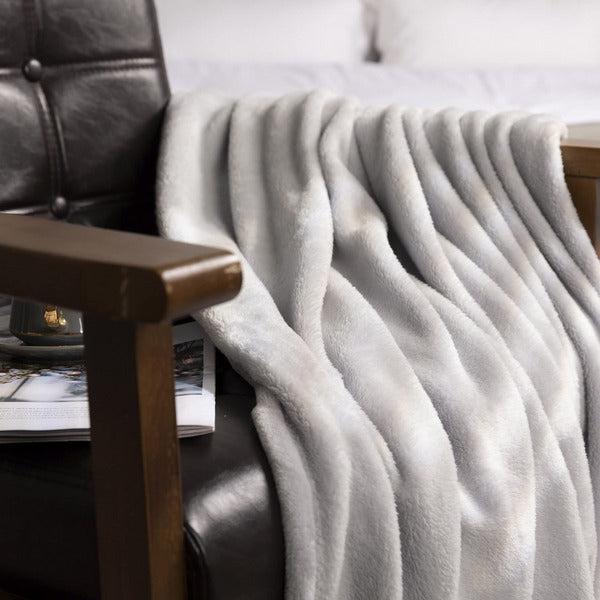 VOTOWN HOME Fleece Throw Blankets, Fluffy Soft Sofa Throws Blanket for bed, Lightweight Fit All Season Flannel Couch Blanket, Queen Size 220x240cm Light Grey 2