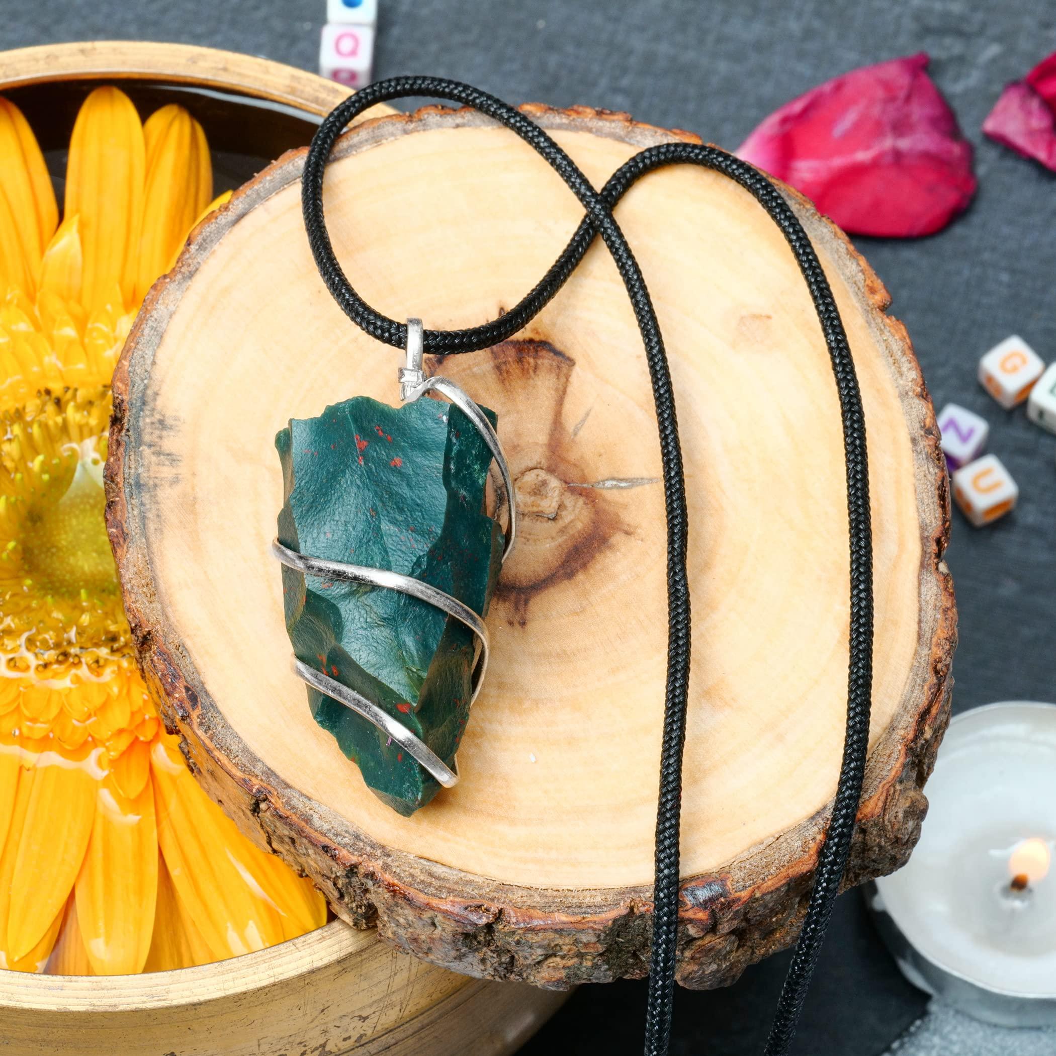 PYOR Blood Stone Raw Crystal Healing Stones Pendant Necklace Energy Generator Cool Locket Chakra Balancing Cleansing Reiki Gemstones Jewelry Spiritual Rocks Crystals Necklaces Pendants, 17.50 4