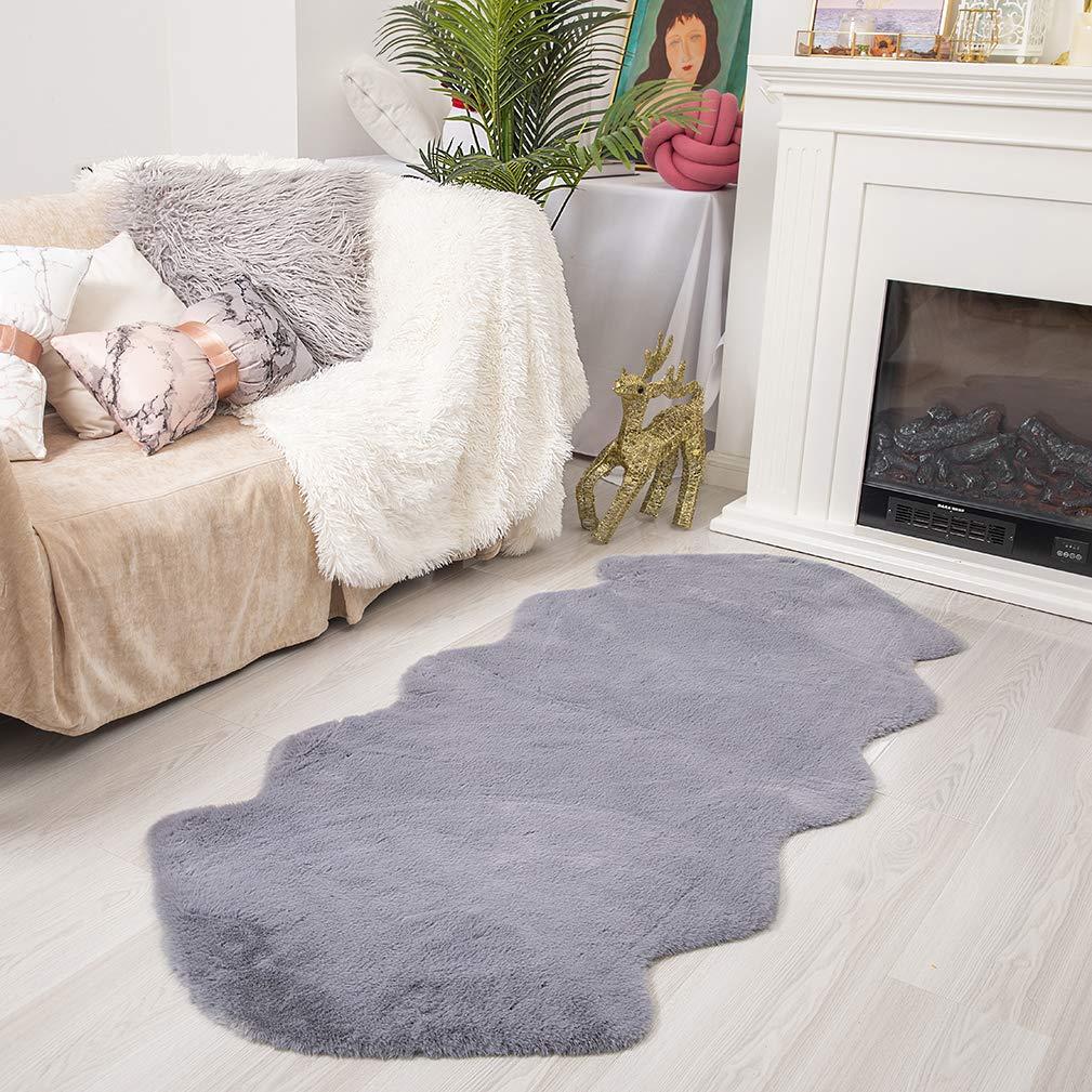 JXLOULAN Faux Rabbit Fur Area Rug 75 x 120 cm- Soft Fluffy Rugs Anti-Skid Carpet for Living Room Bedroom Sofa Nursery Rugs